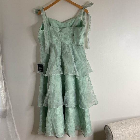 Lulus Glamorous Sweetie Sage Burnout Tie-Strap Bustier Floral Midi Dress NWT XL - Picture 7 of 14